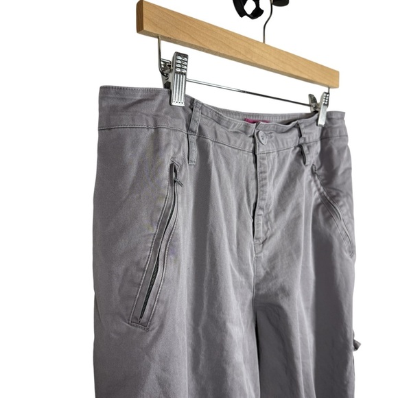 Edikted Women’s Zaria Baggy Cargo Pants in Grey Size XL - Picture 9 of 14